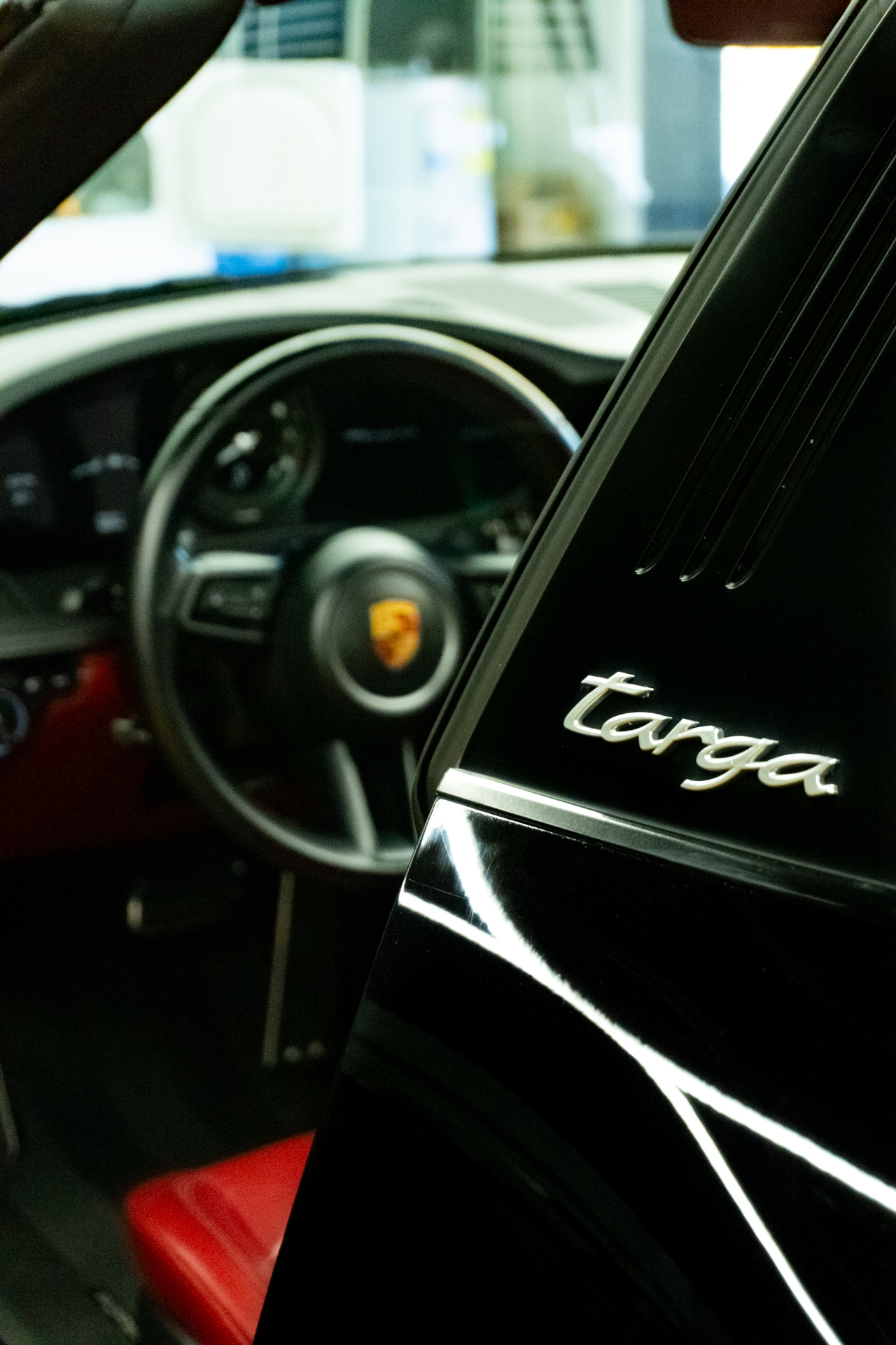 Porsche 911 Targa cockpit with Bordeaux red leather
